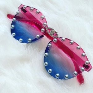 Eye Only Speak Techno. Fashion Shades